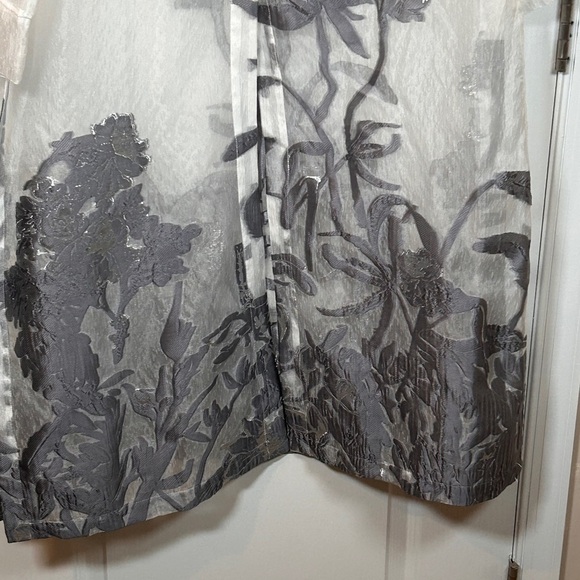Chico's Jacquard Duster Gray Floral 16/18 - Picture 5 of 10